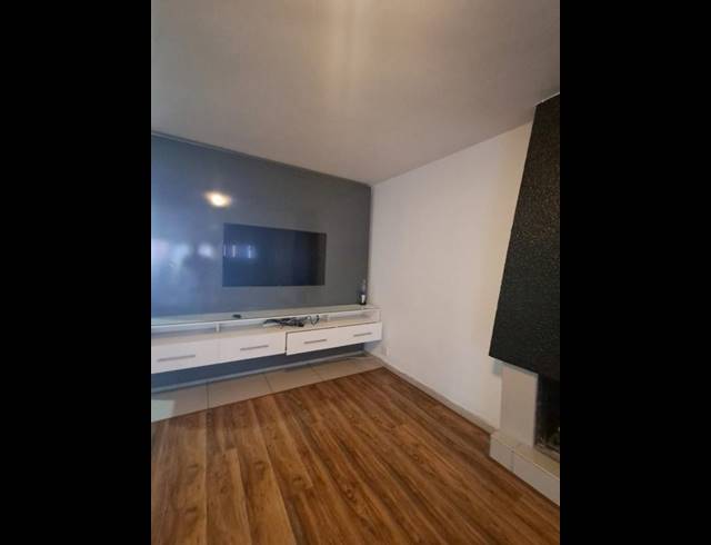 3 BEDROOM PROPERTY TO RENT IN BRAMLEY